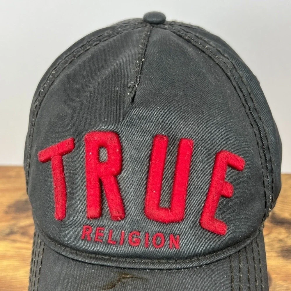 True Religion Waxed Cotton Spellout Logo Baseball Hat‎ Leather Strapback